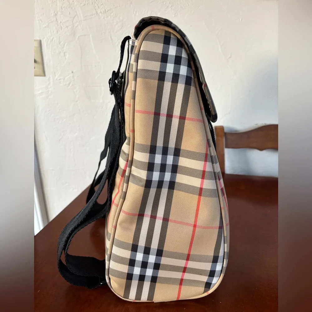 Authentic Burberry Nova Check Golf Backpack -‎ EUC